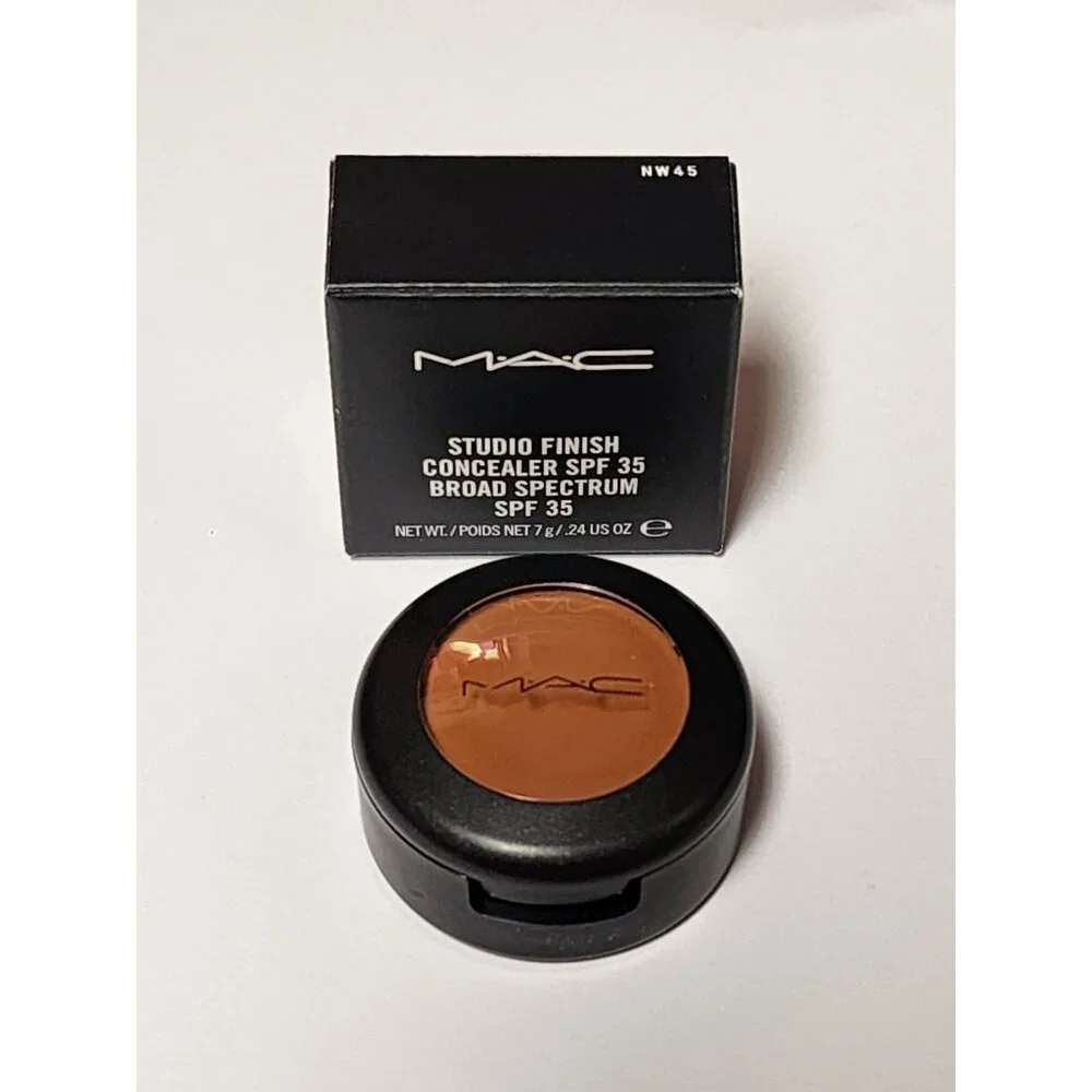MAC NW45 Studio Finish Concealer SPF 35 Full Size New